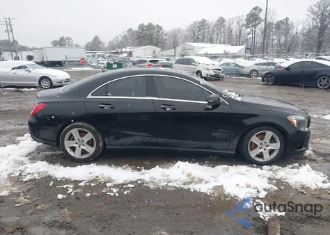 2016 Mercedes-Benz Cla 250 4Matic z USA, uszkodzony, nr VIN WDDSJ4GB4GN381634